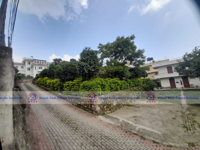 Land For Sale With A House Free In Mahalaxmisthan