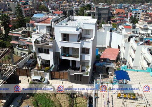 Luxurious House For Sale
