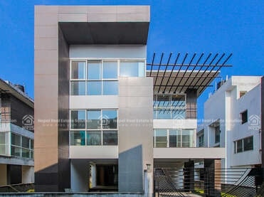 House for sale in hattiban